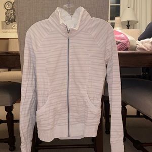 Lululemon White Zip Up (8)